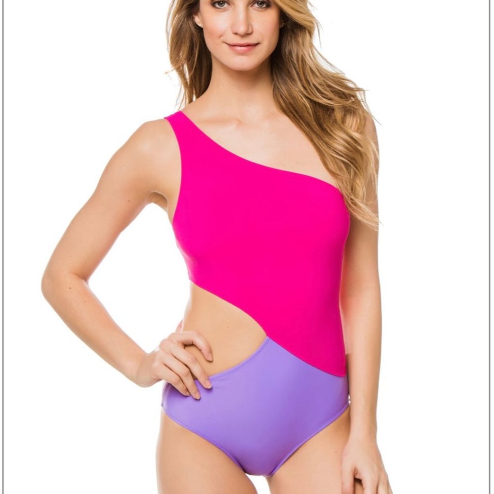 Araks Swimsuit, one piece monokini, SZ Med
